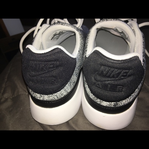 Nike shoes men’s - Picture 3 of 6